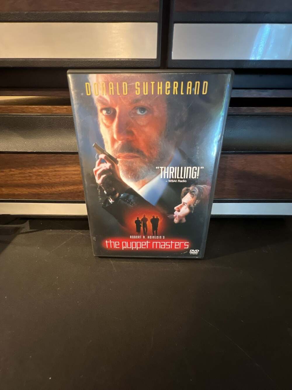 The Puppet Masters DVD (Hollywood Pictures)